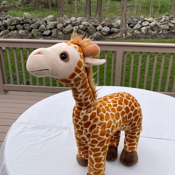 Geoffrey The Giraffe Plush Stuffed Animal 21" Toys R Us poseable - Picture 2 of 5